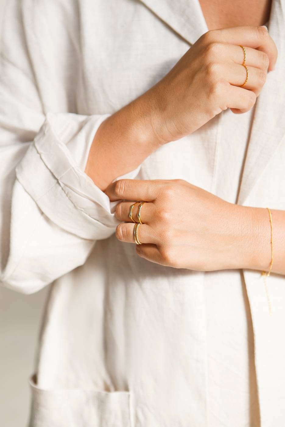 Zartes Armband-filigran-Kugelarmband-Stapelarmband-puristisch-schlicht-minimalistisch-925er Silber-vergoldet-Satellitenarmband-Kugelarmband
