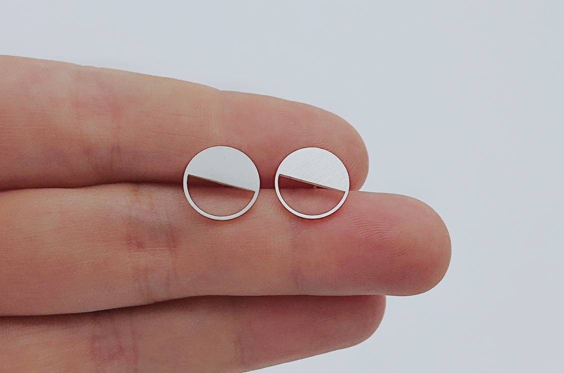 1 Paar schlichte Ohrstecker-Edelstahl-Silber-minimalistisch-geometrisch-Kreis-matt-gebürstet