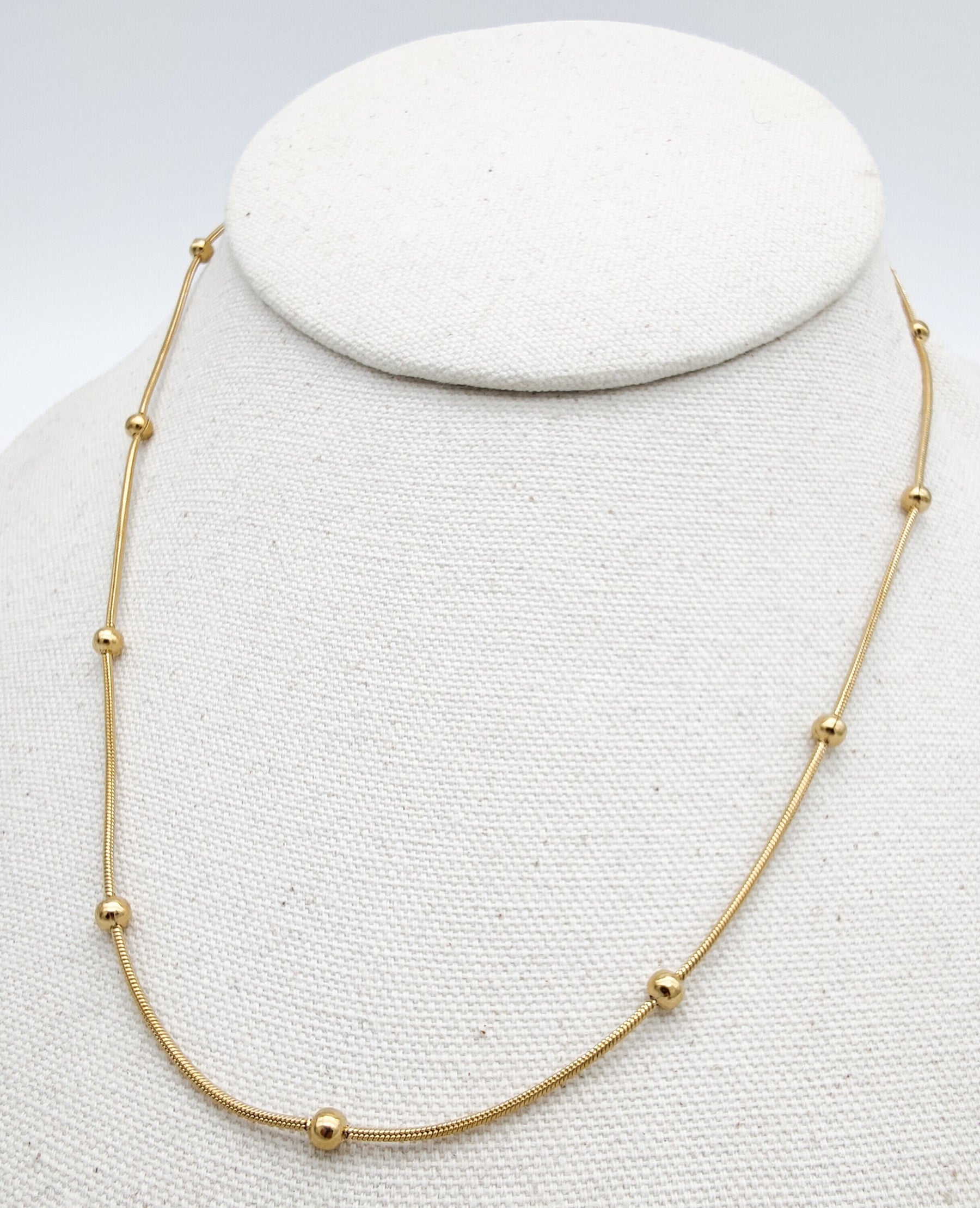 Zarte Kugel Halskette-schlicht-minimal-Brautschmuck-Basic-Edelstahl-Silber-Gold-vergoldet-Perlenkette-Satellitenkette-Kugelkette